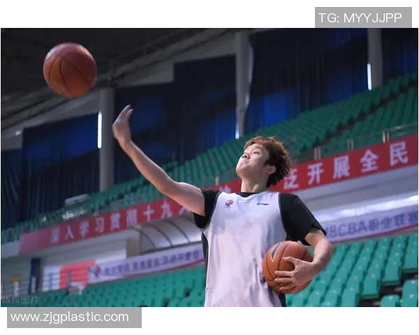 专访黄丽:探寻她在网球界崭露头角的成功秘诀与奋斗历程